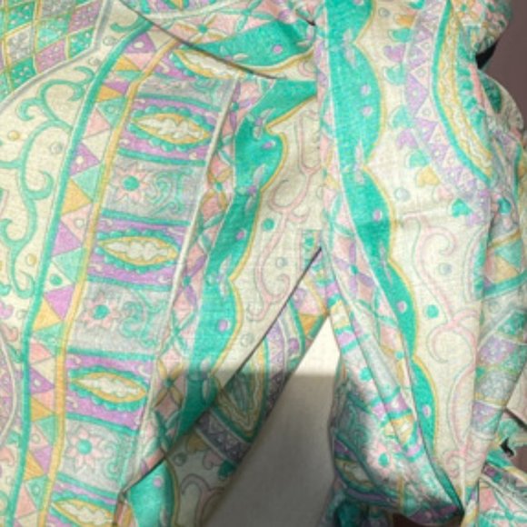 Handmade vintage pastel mint silk scarf - Picture 6 of 10